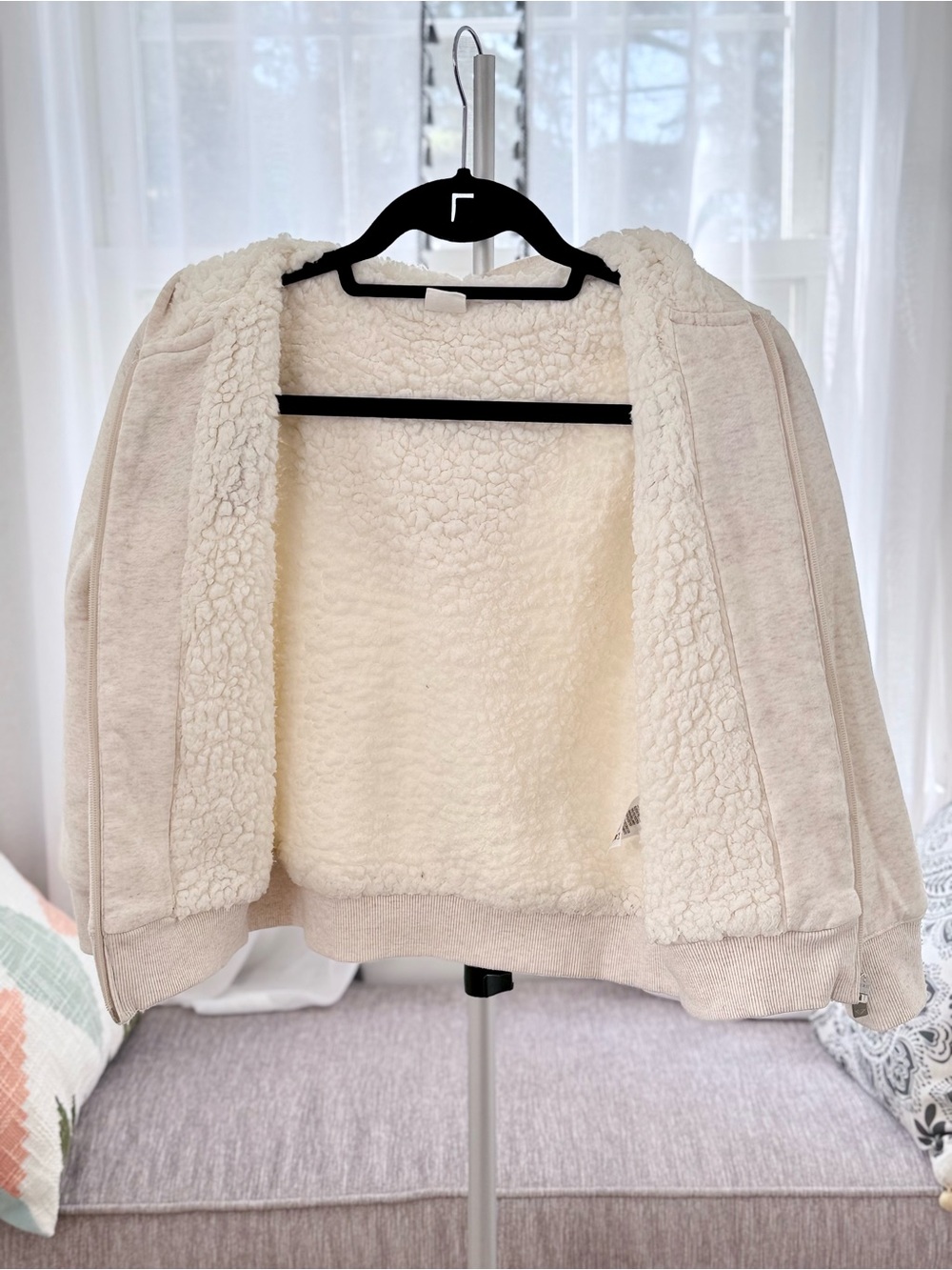 Roxy Girl’s - Cozy Cream Zip Hoodie with Floral Logo - Size S 7/8 - Picture 2 of 6